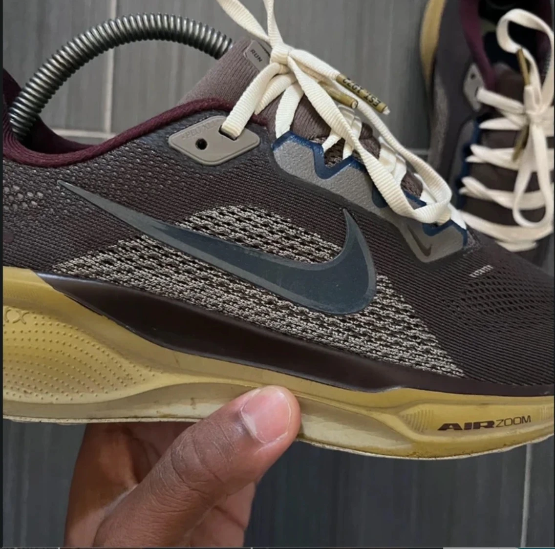 Nike Air Zoom Pegasus Premium 41 React Médio Cinza e Pedra Caverna Tamanho 40 – photo 3